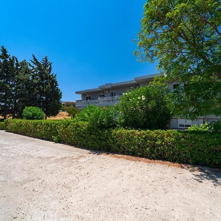 Yiasemi Apartments Faliraki Bagian luar foto
